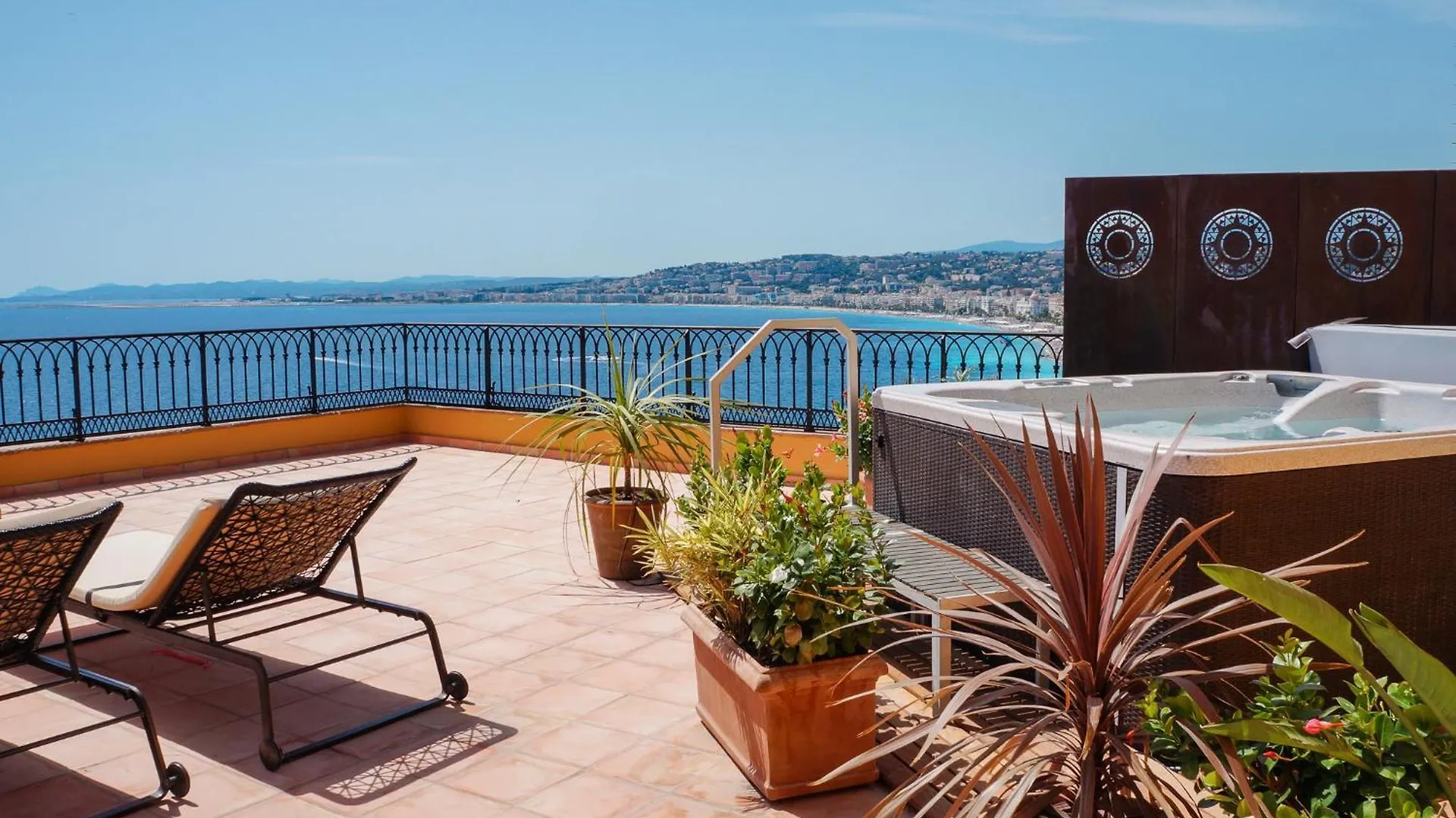 Hotel La Perouse Nice Baie Des Anges France