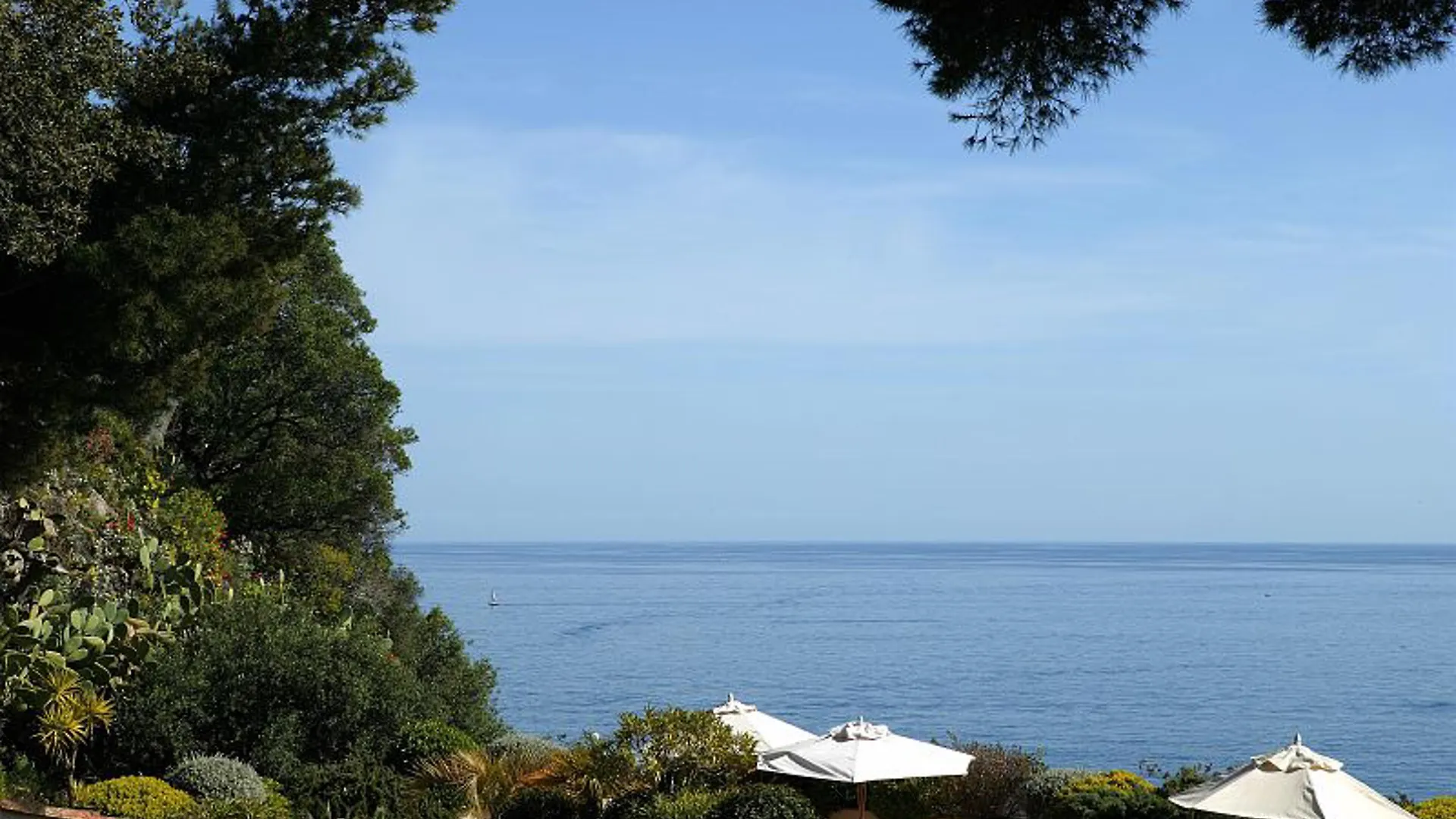 Hotel La Perouse Nice Baie Des Anges