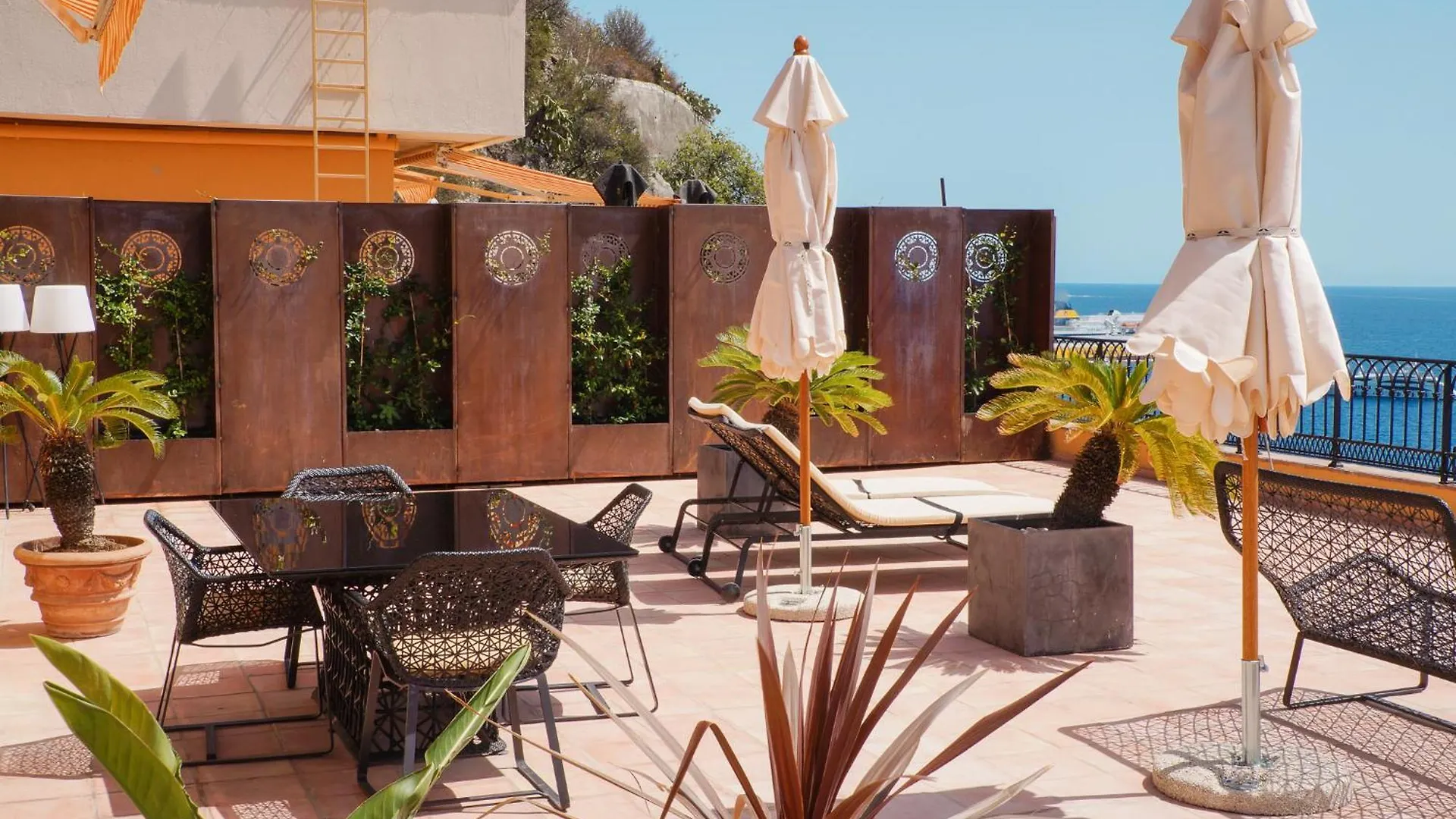 Hotel La Perouse Nice Baie Des Anges 4*,  Francja