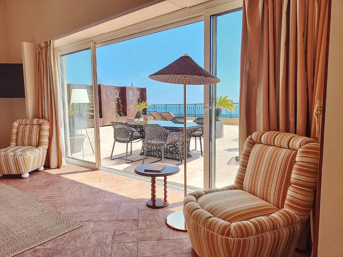 Hotel La Perouse Nice Baie Des Anges
